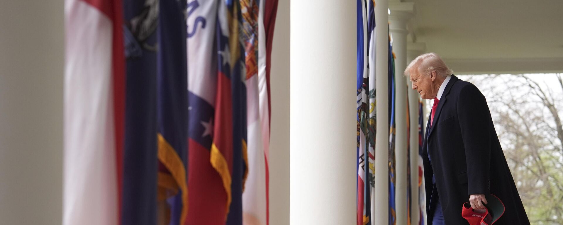 Амерички председник Доналд Трамп. Амерички председник Доналд Трамп. - Sputnik Србија, 1920, 03.04.2025