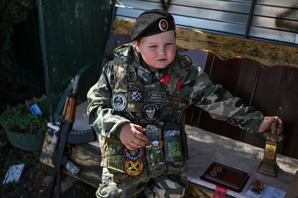 Živi u selu Kamenka, Obojanski okrug, Kurska oblast.  - Sputnik Srbija