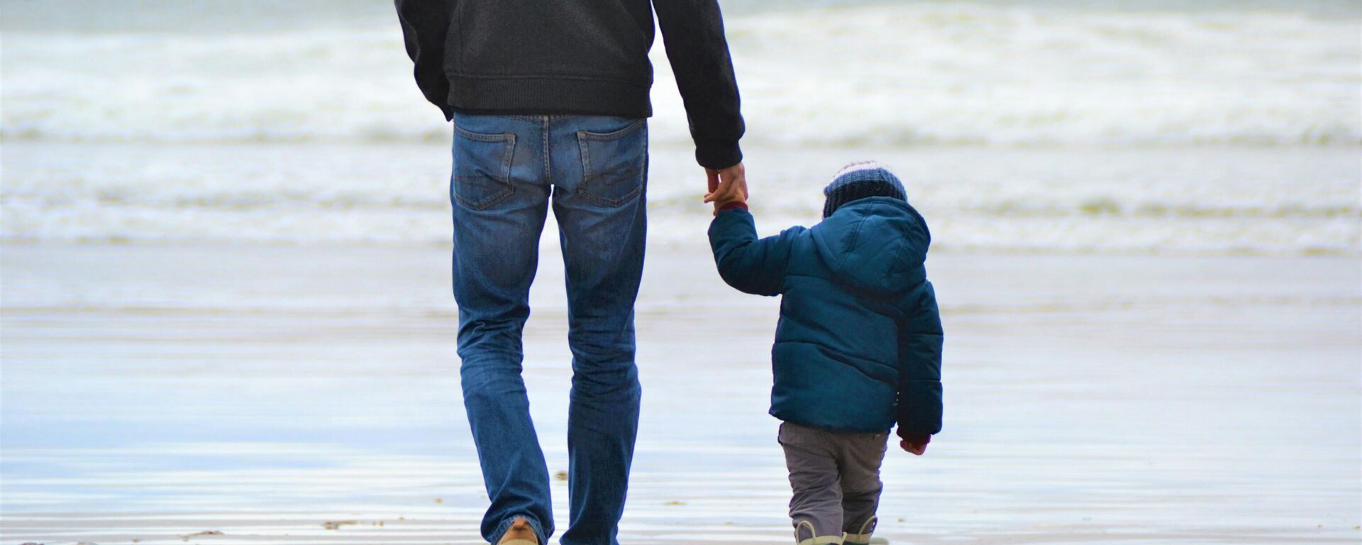 Отац - Sputnik Србија, 1920, 06.04.2025