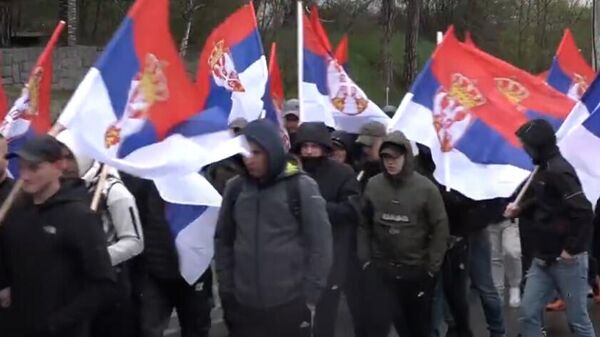 Srbi sa KiM krenuli peške na narodni skup u Beograd - Sputnik Srbija