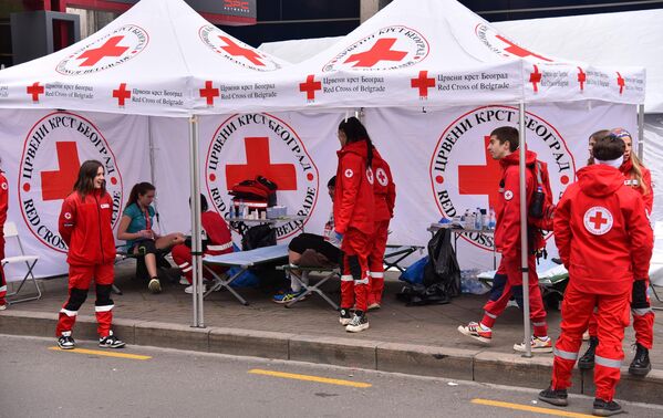 О здравственој сигурности тркача бринуло је око 200 волонтера Црвеног крста О здравственој сигурности тркача бринуло је око 200 волонтера Црвеног крста - Sputnik Србија