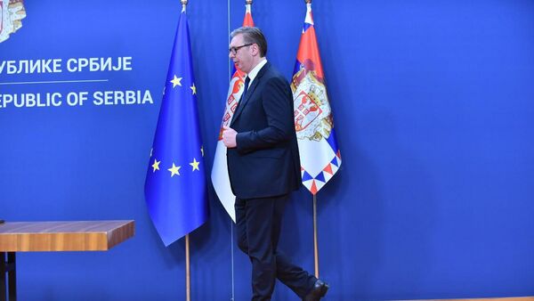 Vučić sazvao hitnu sednicu Saveta za nacionalnu bezbednost; Uhapšen bivši ministar