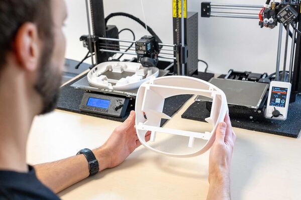 Пиб је револуционарни хуманоидни робот за 3Д штампање. - Sputnik Србија