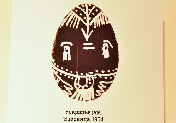  Јаја се боје и украшавају током Велике недеље (Страсне недеље), најчешће на Велики четвртак или Велики петак. - Sputnik Србија