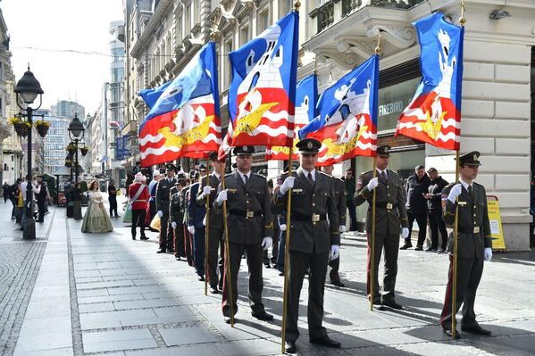 Истакла је и да се данас обележава и дан када је први пут споменуто словенско име главног града у писму папе Јована VIII бугарском кнезу Борису. Истакла је и да се данас обележава и дан када је први пут споменуто словенско име главног града у писму папе Јована VIII бугарском кнезу Борису. - Sputnik Србија