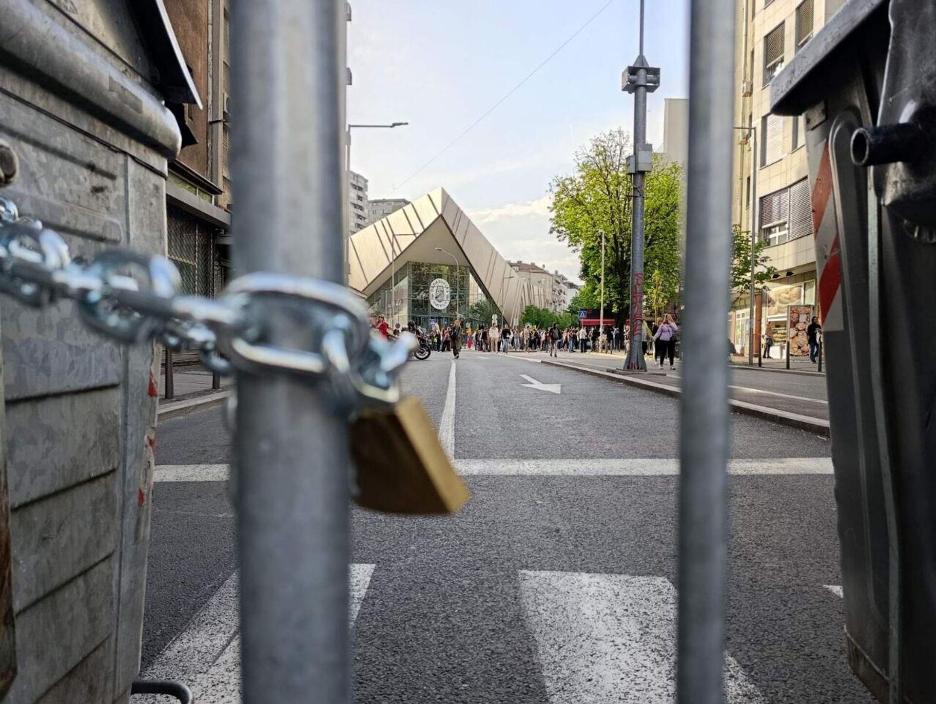 Blokada ulica u Beogradu - Sputnik Srbija, 1920, 17.04.2025