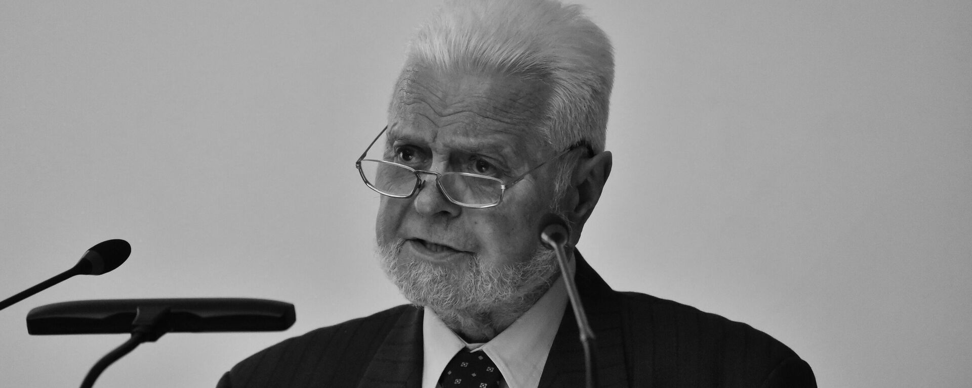 Љубомир Симовић  - Sputnik Србија, 1920, 17.04.2025