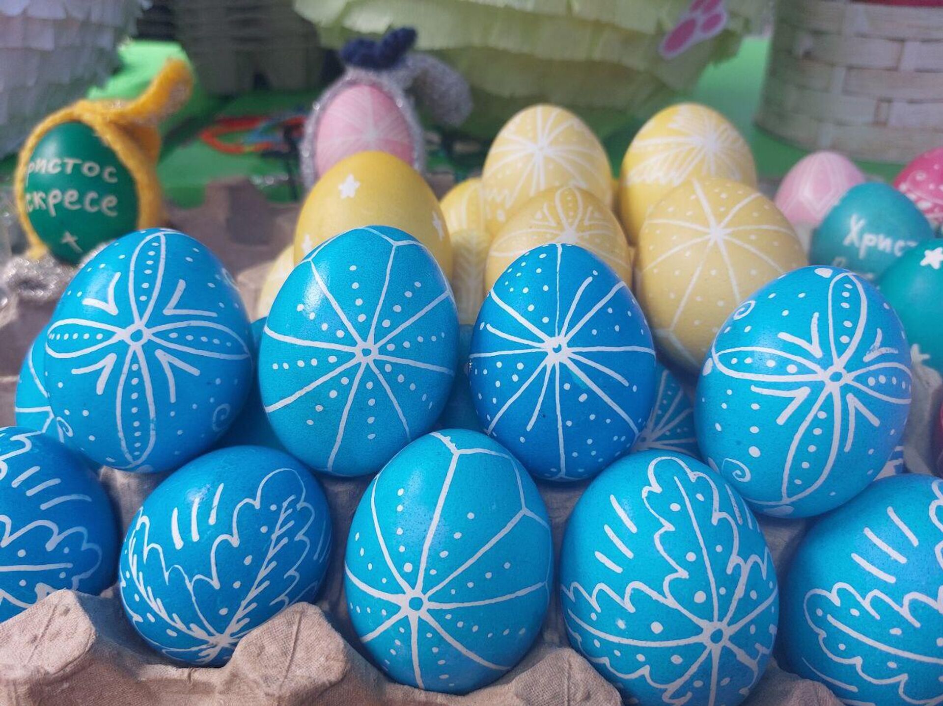 Цене варирају у зависности од технике која је примењена за шарање - Sputnik Србија, 1920, 18.04.2025