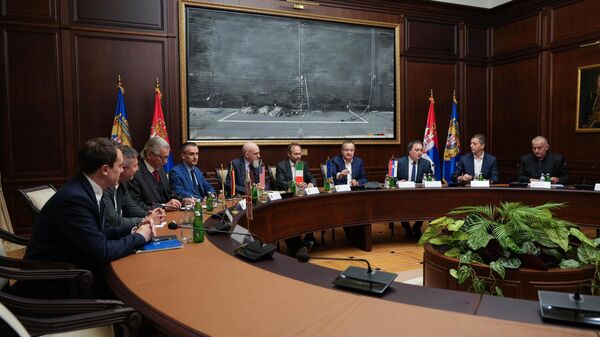 Ministri Dačić, Đurić, Vujić sa Kvintom i EU razgovarali o blokadi RTS-a - Sputnik Srbija