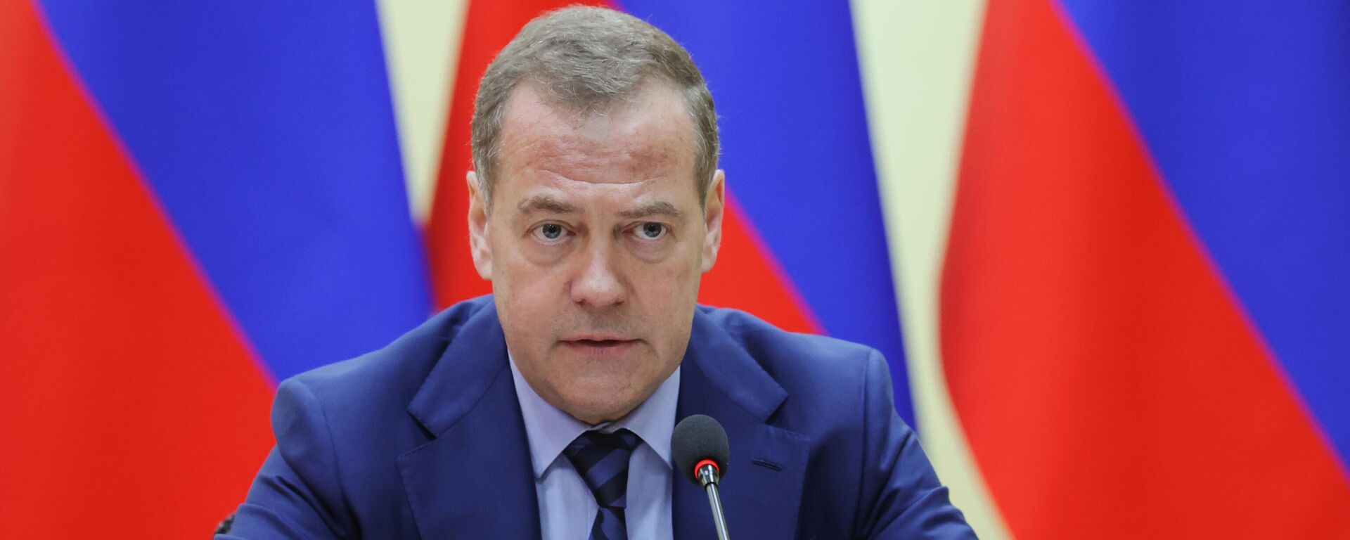 Zamenik predsednika Saveta bezbednosti Rusije Dmitrij Medvedev.  - Sputnik Srbija, 1920, 13.06.2025