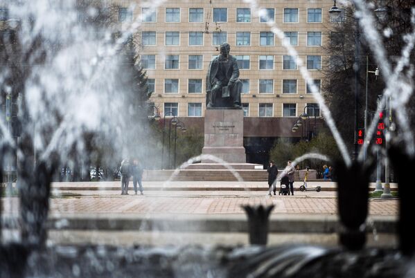 Фонтана „Слава“ у Парку победе. Фонтана „Слава“ у Парку победе. - Sputnik Србија