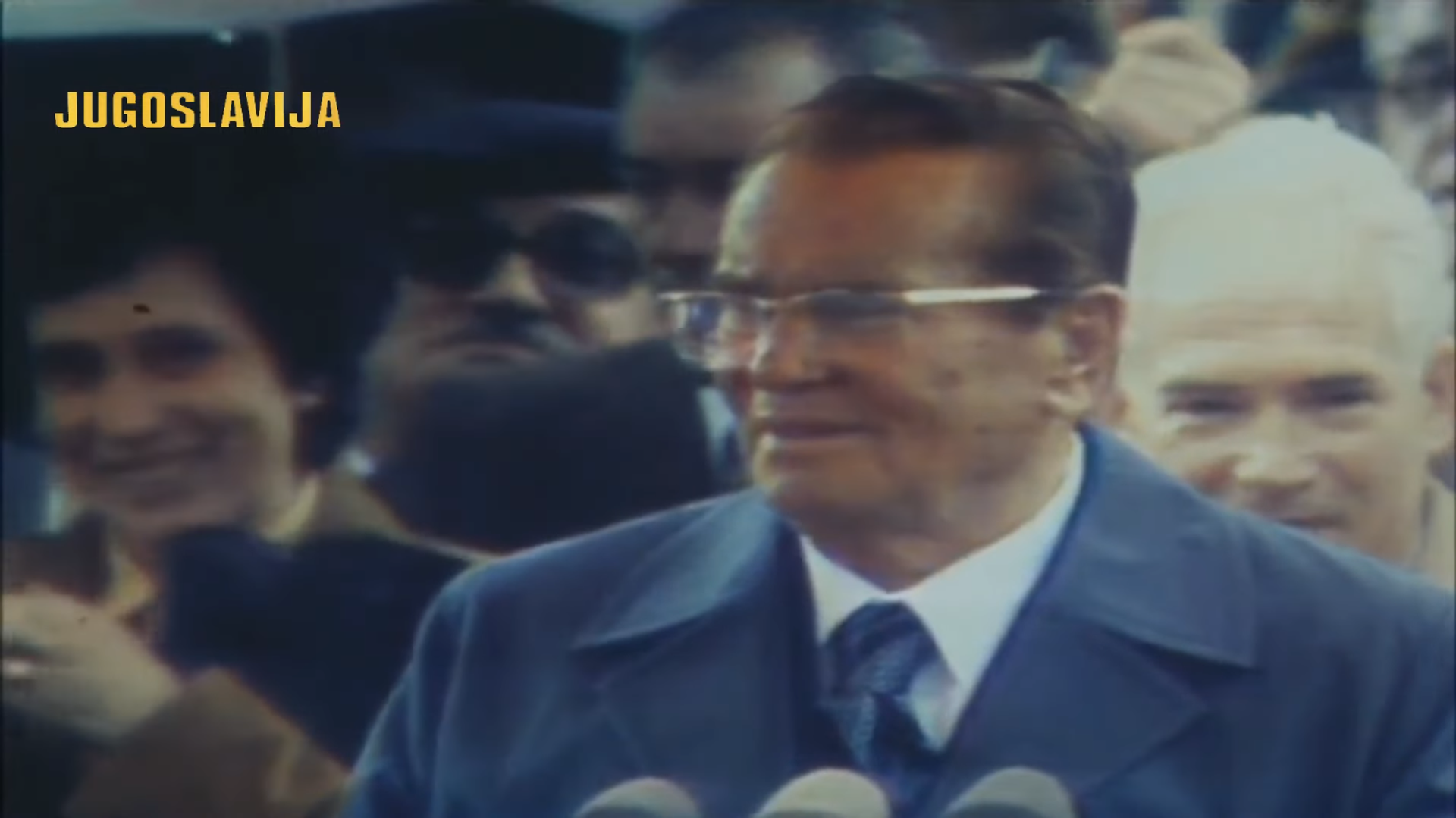 Tito čestita okupljenom narodu Prvi maj 1979. godine Tito čestita okupljenom narodu Prvi maj 1979. godine - Sputnik Srbija, 1920, 30.04.2025