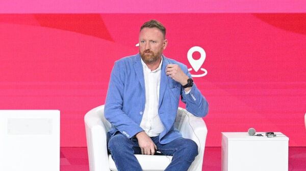 Ирски новинар Чеј Боуз - Sputnik Србија