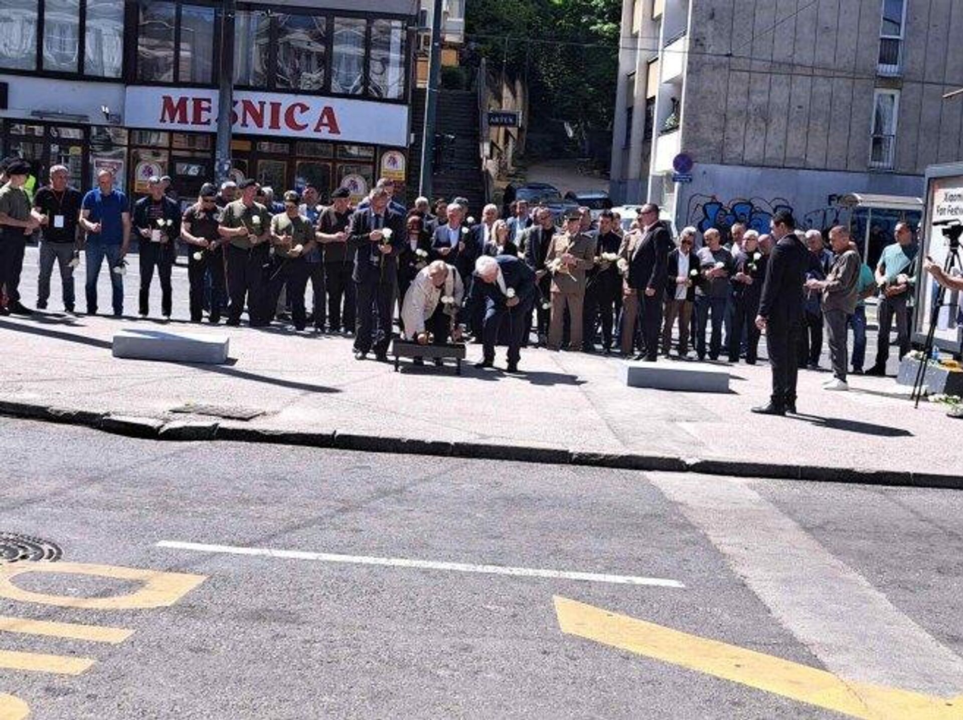 Obeleženo 33 godine od zločina nad vojnicima JNA  - Sputnik Srbija, 1920, 03.05.2025