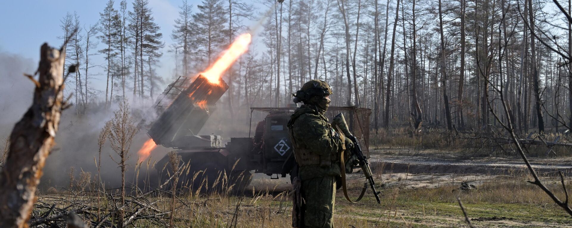 Paljba iz raketnog sistema grad u zoni specijalne vojne operacije - Sputnik Srbija, 1920, 04.12.2025