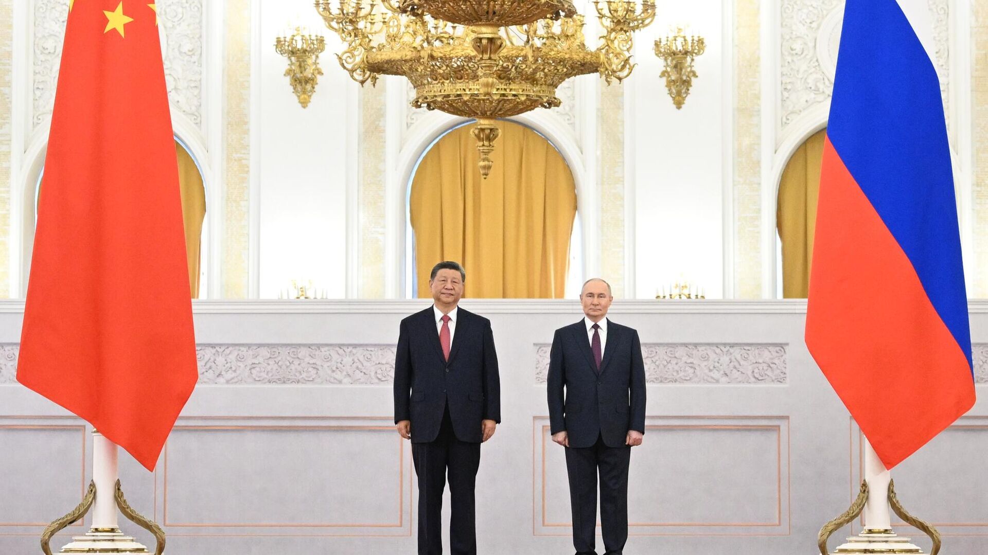 Сусрет председника Русије и Кине, Владимира Путина и Си Ђинпинга Сусрет председника Русије и Кине, Владимира Путина и Си Ђинпинга - Sputnik Србија, 1920, 08.05.2025