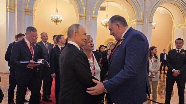 Milorad Dodik i Vladimir Putin - Sputnik Srbija