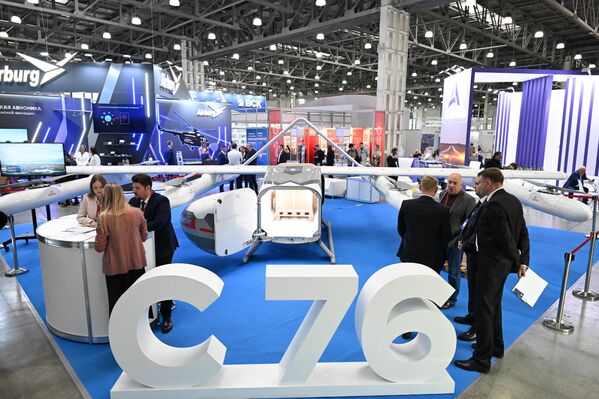 Посетиоци су имали прилке да виде како изгледа и беспилотна летелица С-76 за превоз терета  - Sputnik Србија