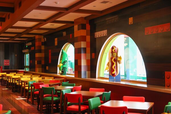 Посетиоци Леголенда моћи ће да истражују задивљујуће светове, укључујући ЛЕГО Сити, ЛЕГО НИНЏАГО свет, ЛЕГО краљевства и јединствено подручје инспирисано кинеском културом. - Sputnik Србија