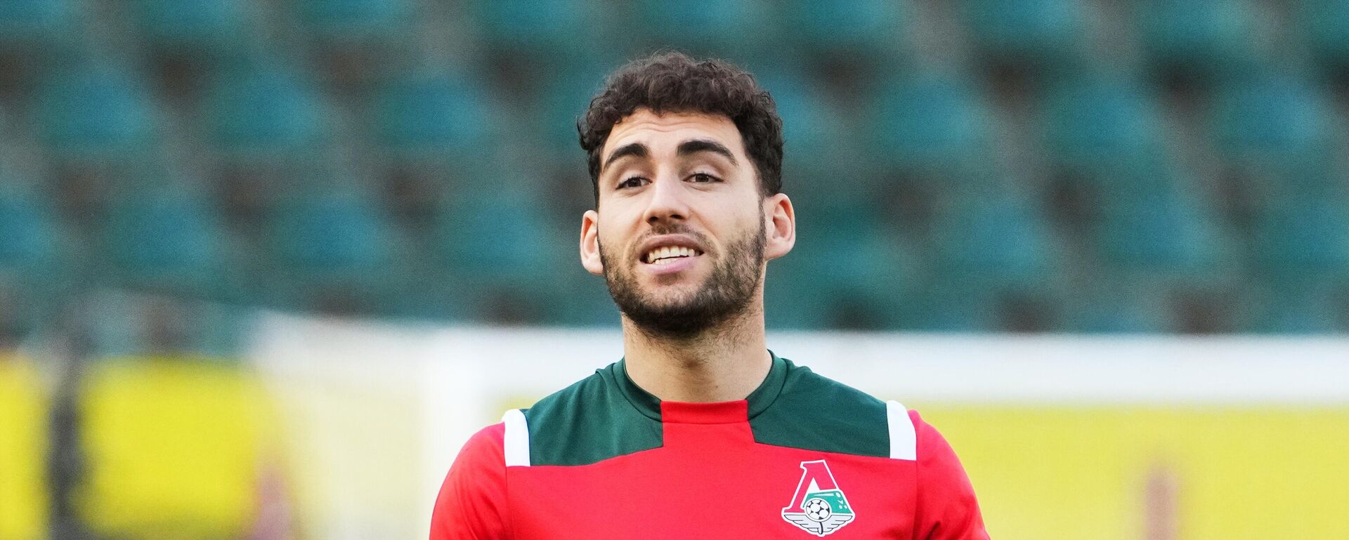 
Nair Tiknizijan - Sputnik Srbija, 1920, 28.05.2025