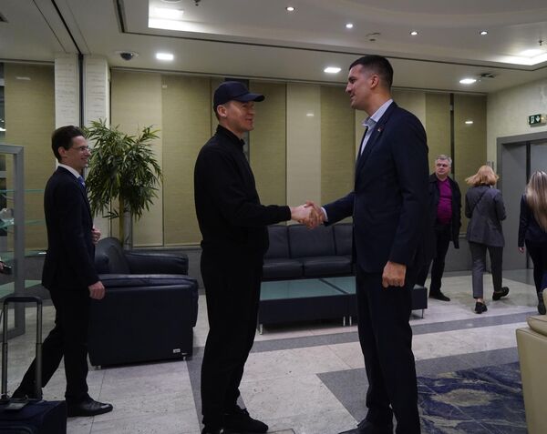 Михаил Дегтјарјов и Марко Кешељ - Sputnik Србија