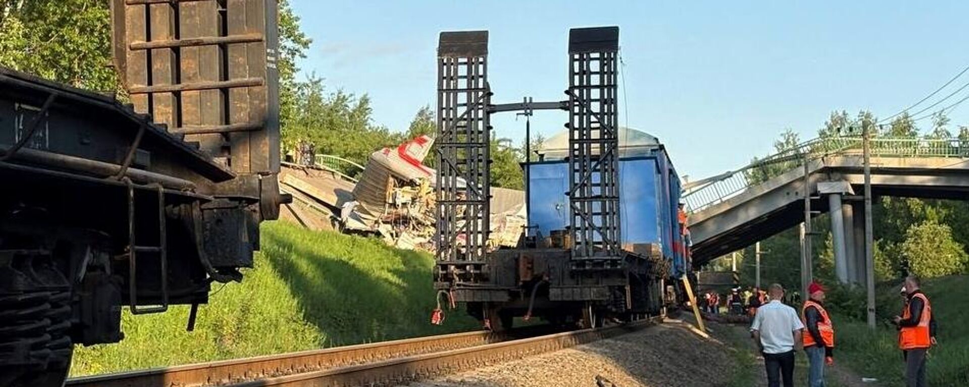 Срушен путнички мост у Брјанској области - Sputnik Србија, 1920, 01.06.2025