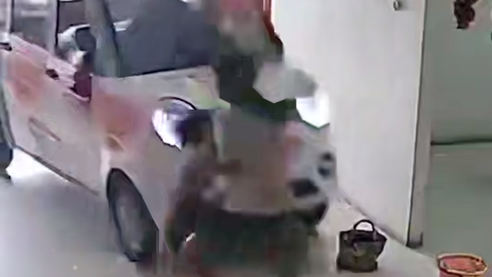 Десетогодишња девојчица спасила своју млађу сестру Десетогодишња девојчица спасила своју млађу сестру - Sputnik Србија, 1920, 04.06.2025