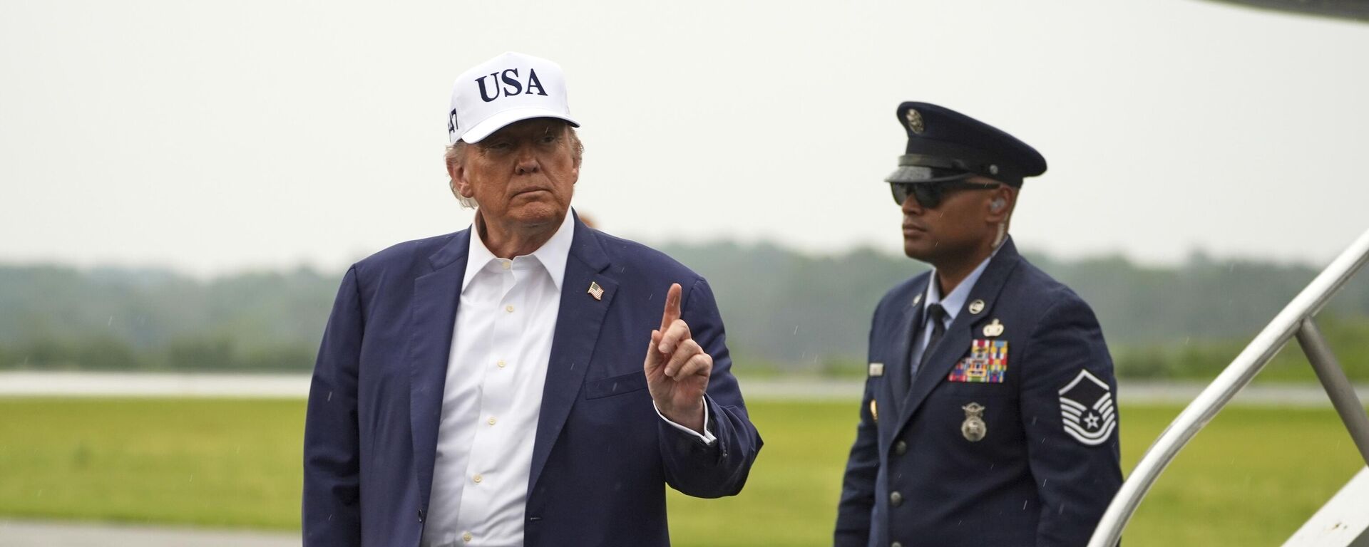 Доналд Трамп - Sputnik Србија, 1920, 15.06.2025