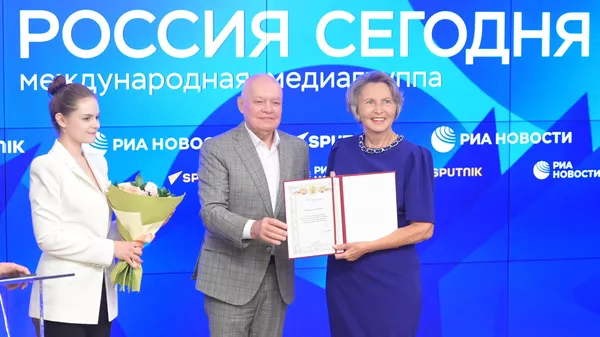 Главној уредници Спутњика Љубинки Милинчић уручена је захвалница министра спољних послова Сергеја Лаврова за допринос у информативном праћењу спољне политике Русије и активности Министарстава спољних полова Руске Федерације - Sputnik Србија
