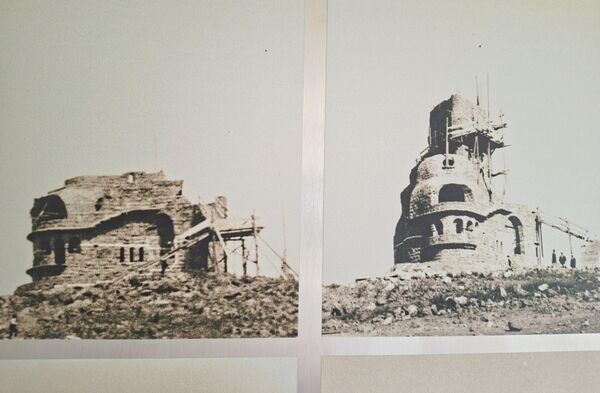 Након три године, радови на изградњи спомен-костурнице на Зебрњаку су завршени. Свечано освећење и откривање спомен обележја уприличено је на на 25. годишњицу српске победе. - Sputnik Србија