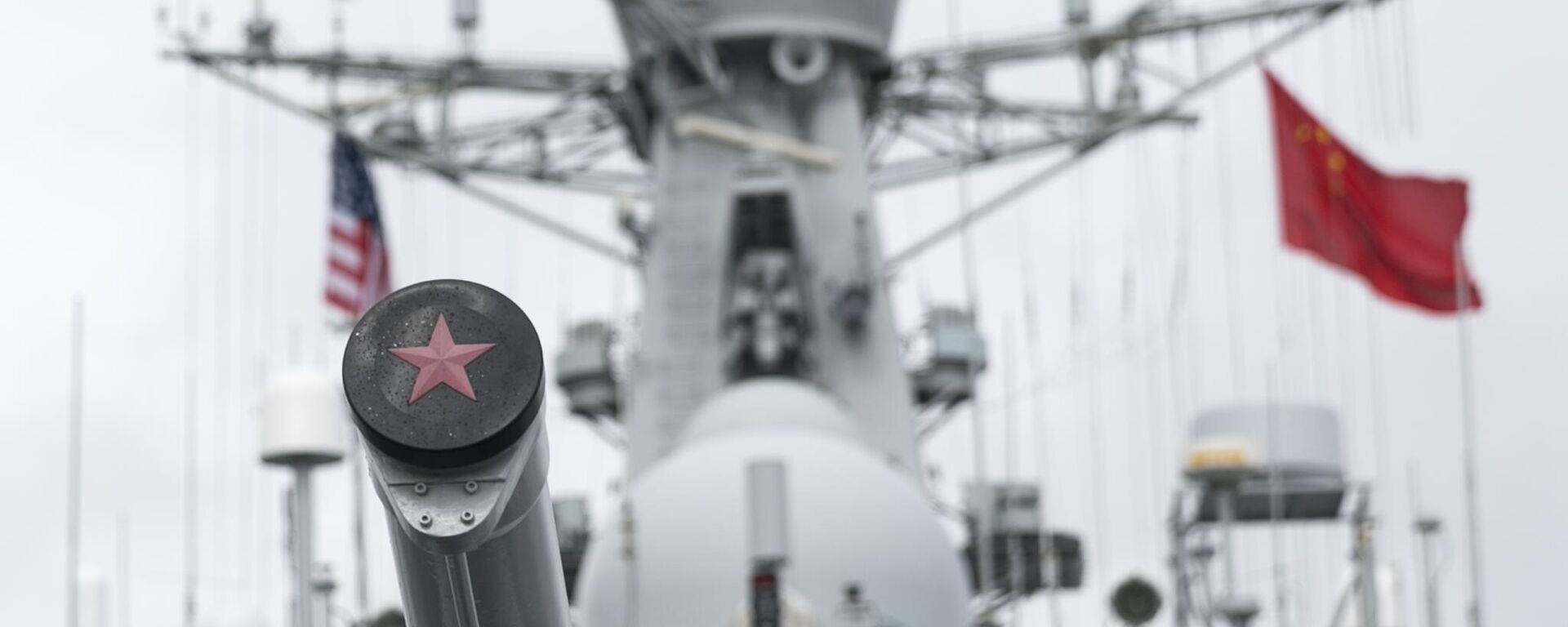 Amerika, Kina zastave - Sputnik Srbija, 1920, 12.06.2025