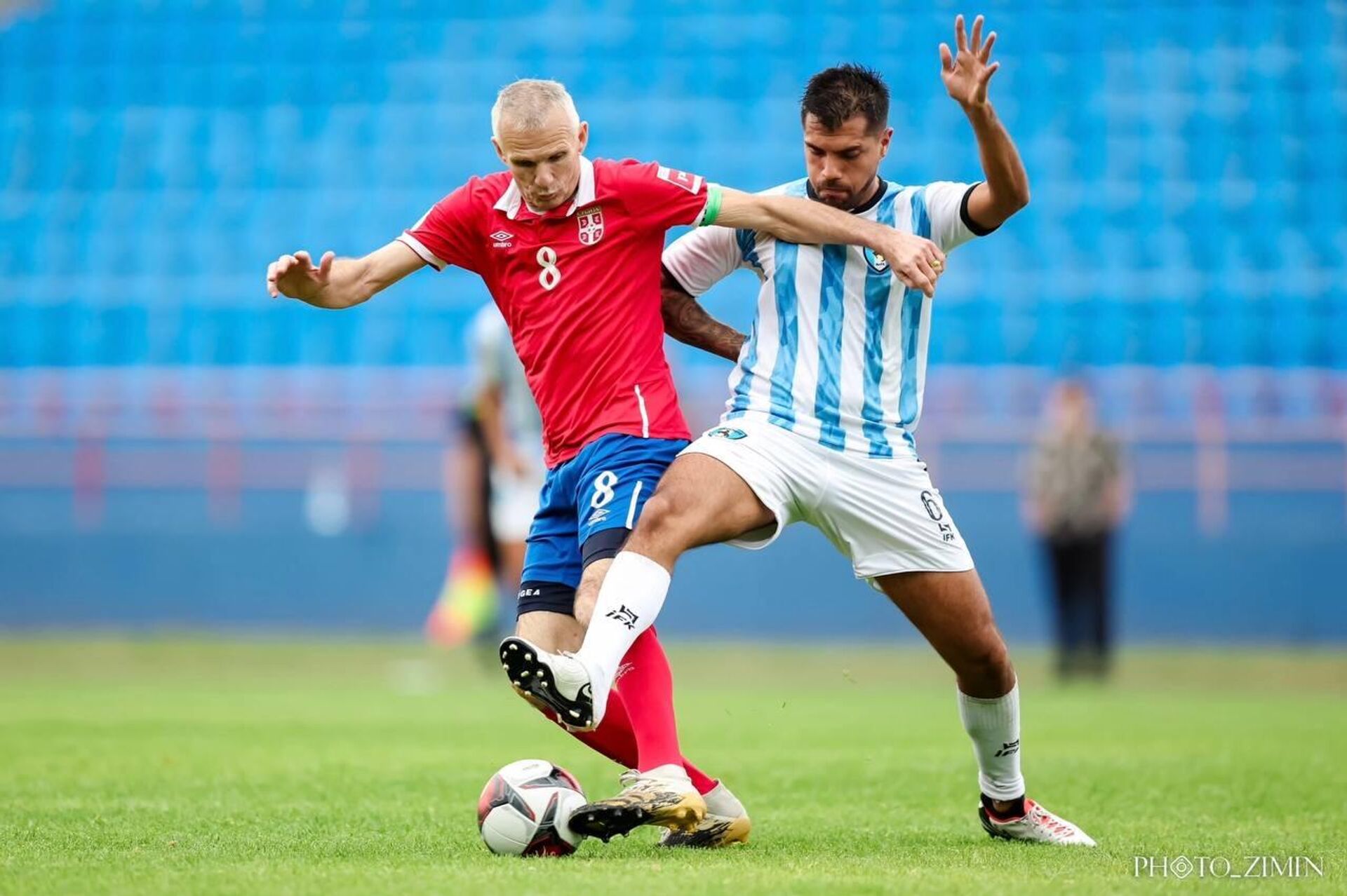 Представник Србије у дуелу са противничким играчем - Sputnik Србија, 1920, 16.06.2025