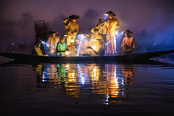 Аутор са Тајланда, Со Пјаи ЛинТрадиционална активност Аутор са Тајланда, Со Пјаи ЛинТрадиционална активност - Sputnik Србија