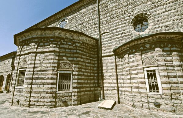 Победа српске војске у Битољској бици у Првом балканском рату означила је крај турске владавине у Битољу. Дана 6. новембра 1912. године, варош је ослобођена, да би на исти дан, четири година касније 6. новембра 1916. 
 био поново ослобођен од Немаца и Бугара у Првом светском рату. - Sputnik Србија