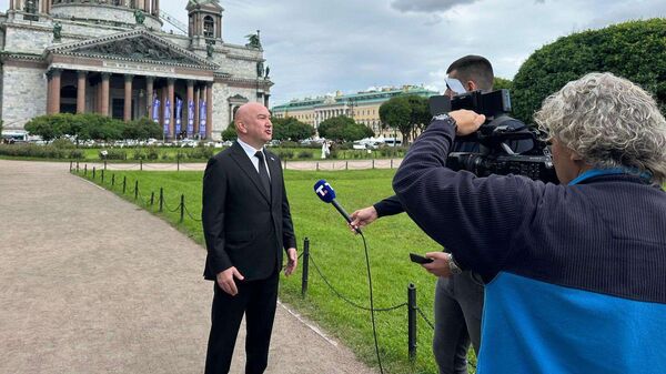 Министар Поповић предводи делегацију Србије на Међународном економском форуму у Санкт Петербургу - Sputnik Србија