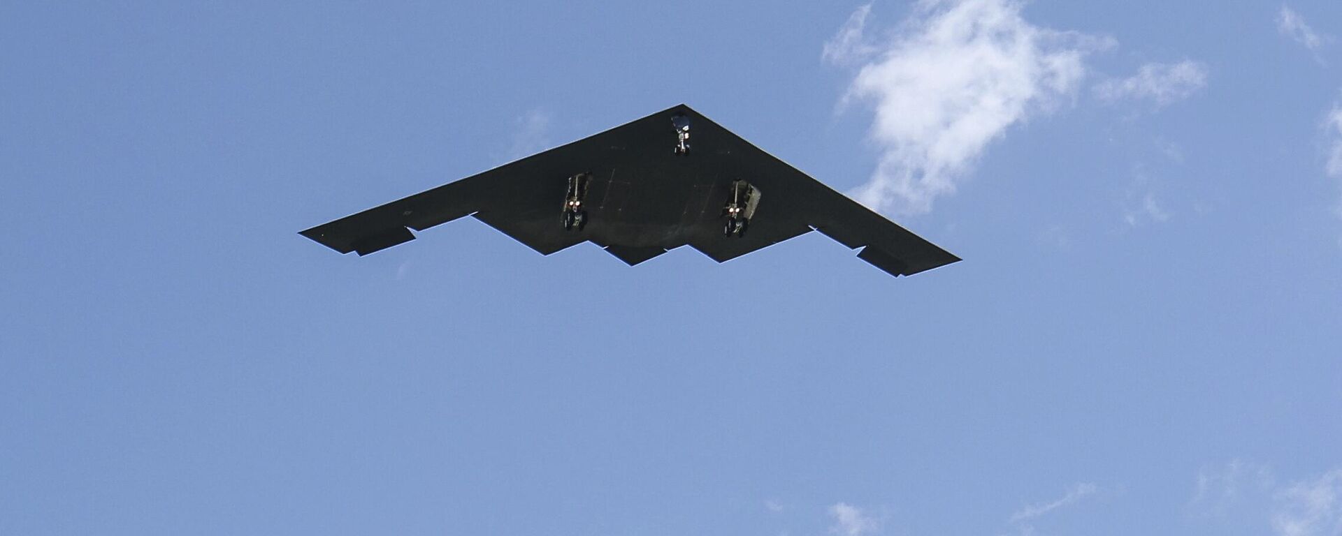 Амерички бомбардер А Б-2 - Sputnik Србија, 1920, 22.06.2025