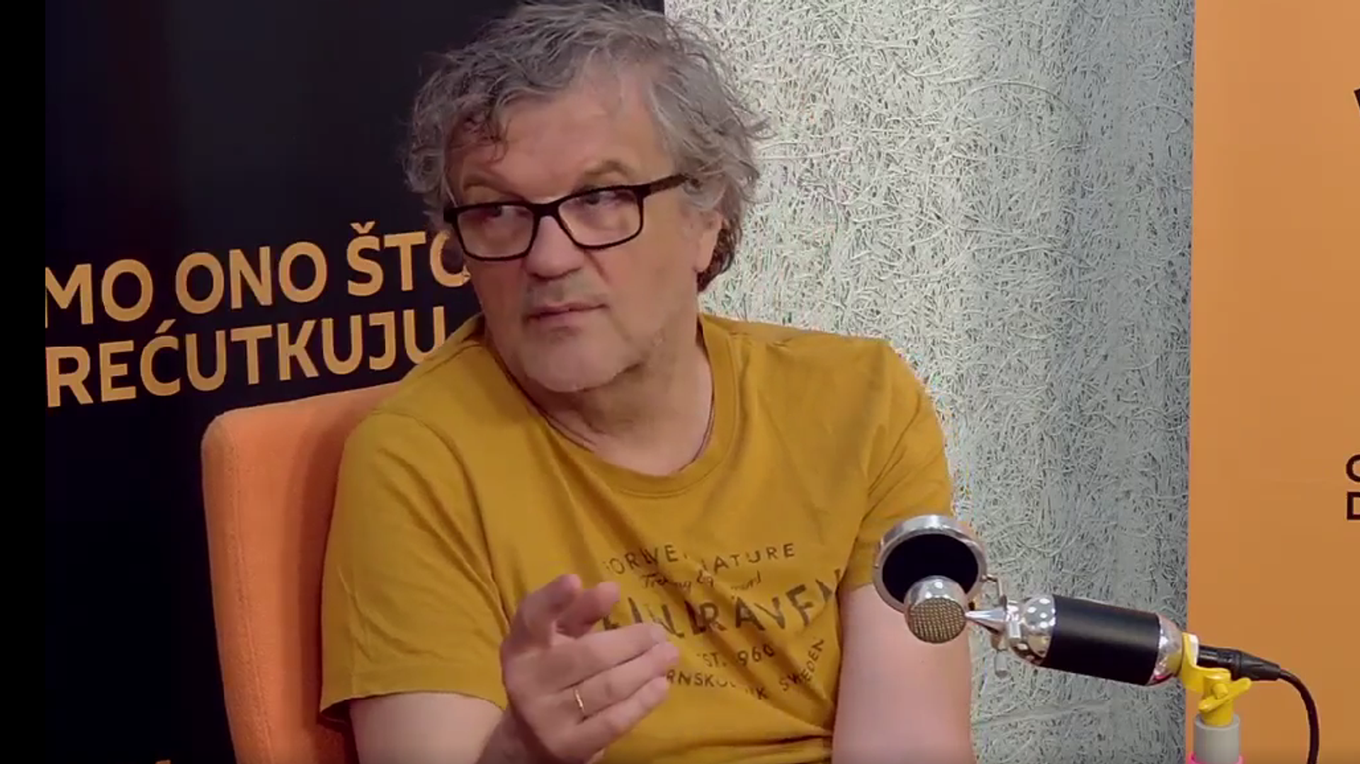 ЕКСКЛУЗИВНО Кустурица за Спутњик: Србија на испиту - надам се да неће пристати да уђе у НАТО /видео/