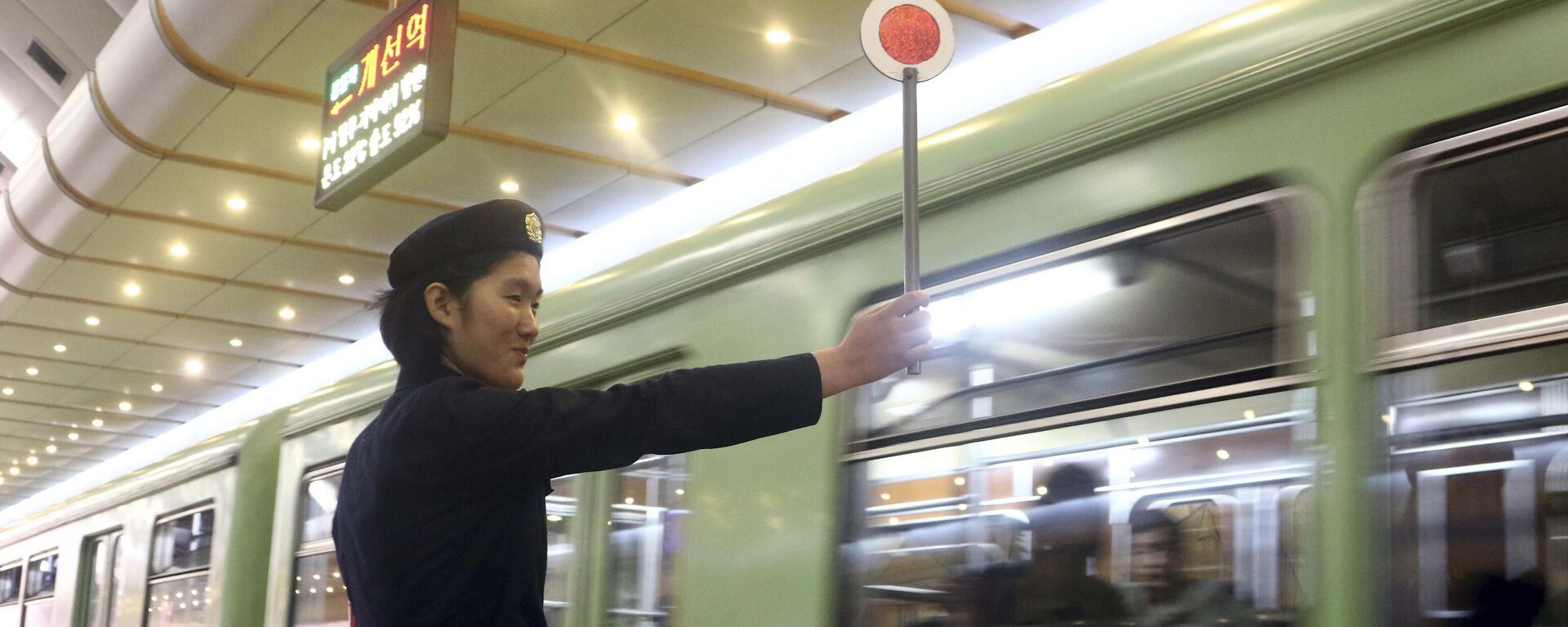 Severna Koreja, voz - Sputnik Srbija, 1920, 26.06.2025