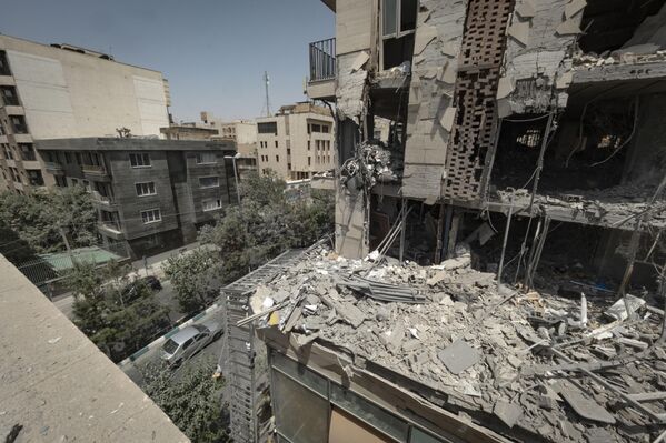 Још рушевина на падау Техерана - Sputnik Србија