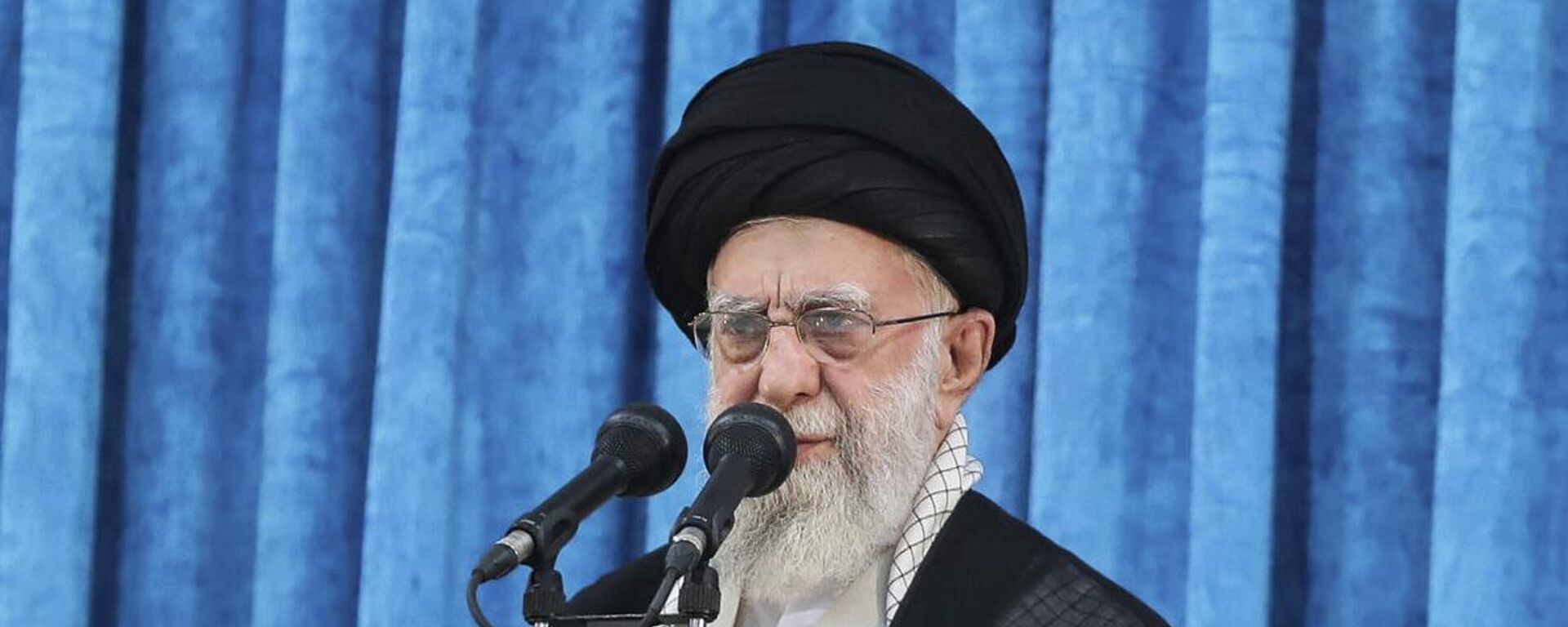 Али Хамнеи - Sputnik Србија, 1920, 26.06.2025