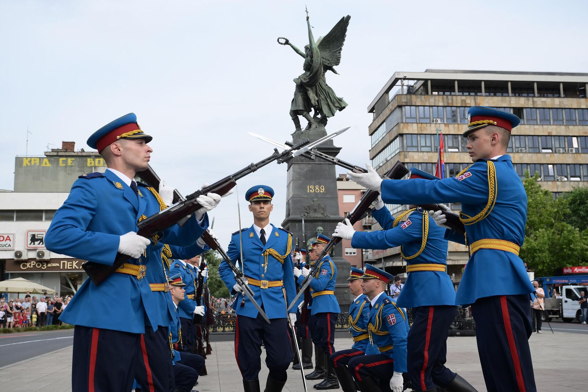 Припадници Војске Србије обележили Видовдан  - Sputnik Србија, 1920, 27.06.2025