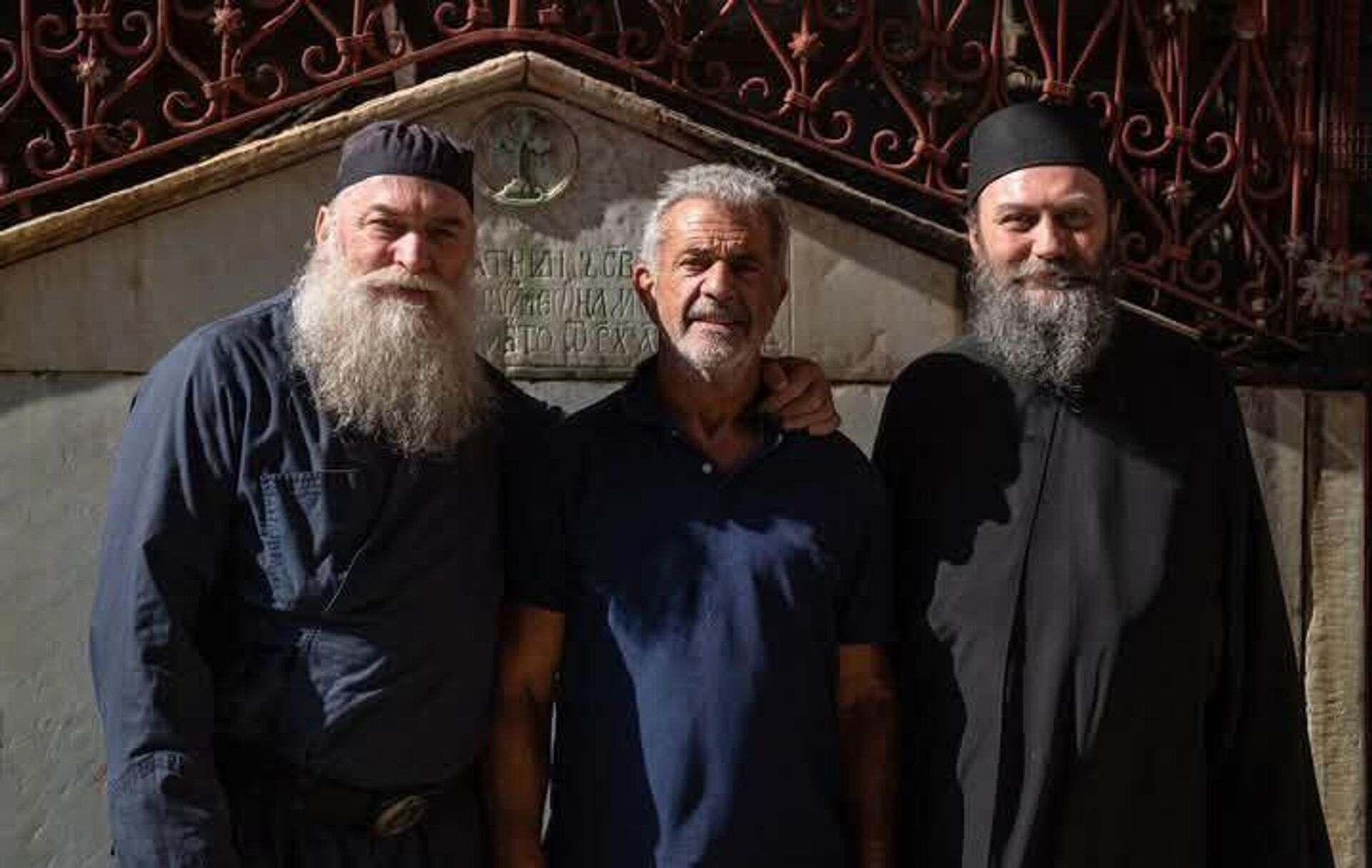 Мел Гибсон у Хиландару Мел Гибсон у Хиландару - Sputnik Србија, 1920, 09.04.2026