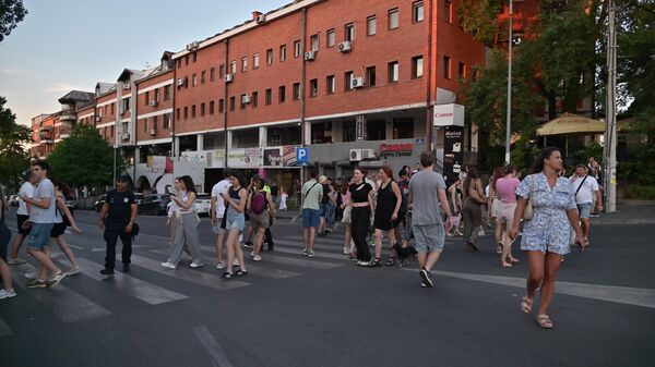 Protesti u više gradova Srbije: U Beogradu skupovi na tri lokacije, u Novom Sadu ispred zgrade BIA