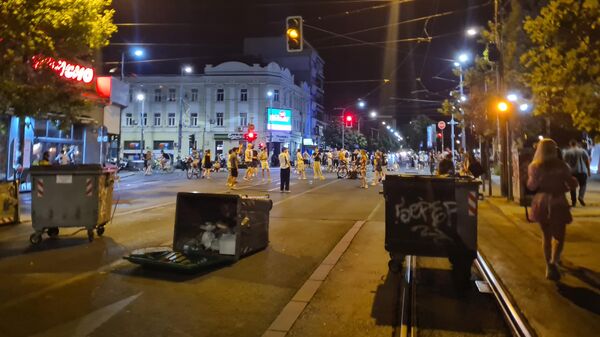 Нове блокаде улица у Београду - возила ГСП-а повучена у гараже, протести и у више градова Србије