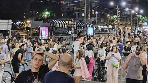Блокаде на више места у Београду, окупљања и у другим градовима Србије