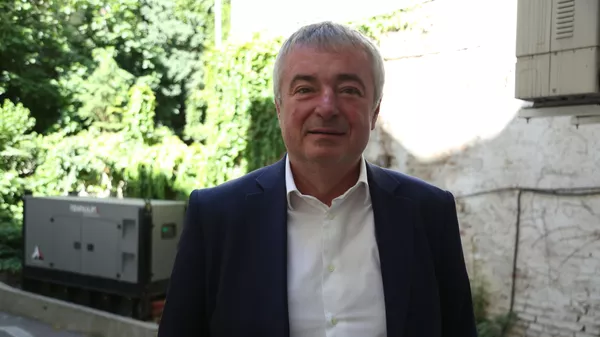 Душан Бајатовић  - Sputnik Србија