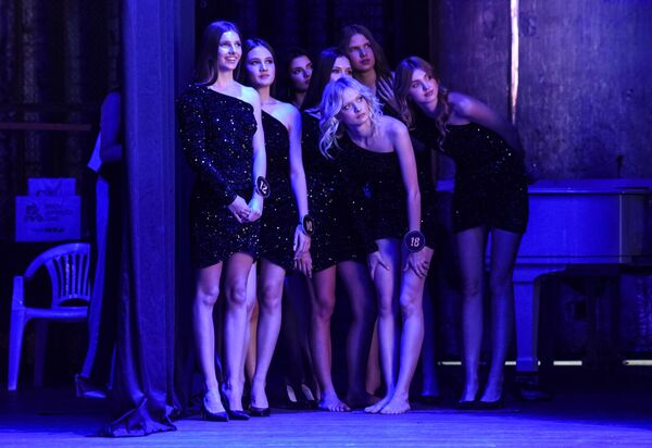 Узбуђење пред проглашење победника такмичења... - Sputnik Србија