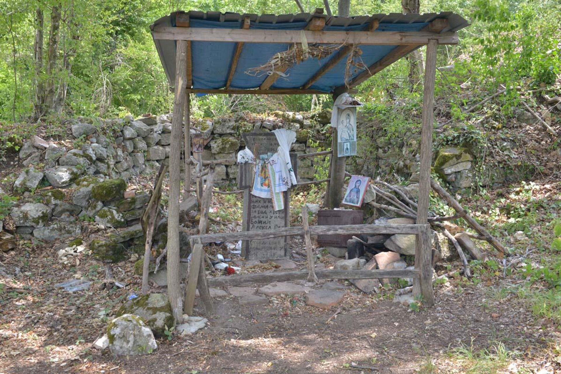 Централни део уништеног локалитета коришћен је и у религијске сврхе,  па има и елементе нематеријалног културног наслеђа - Sputnik Србија, 1920, 11.07.2025