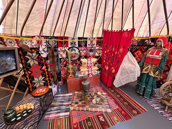 Један од многобројних павиљона на фестивалу. - Sputnik Србија