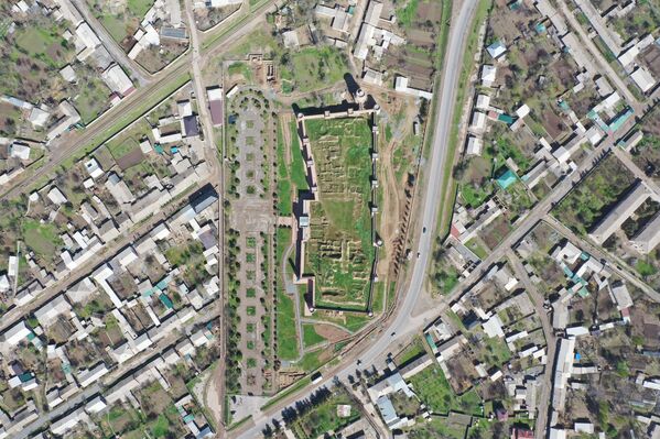 Поглед на комплекс Калај Хулбук у Таџикистану. - Sputnik Србија